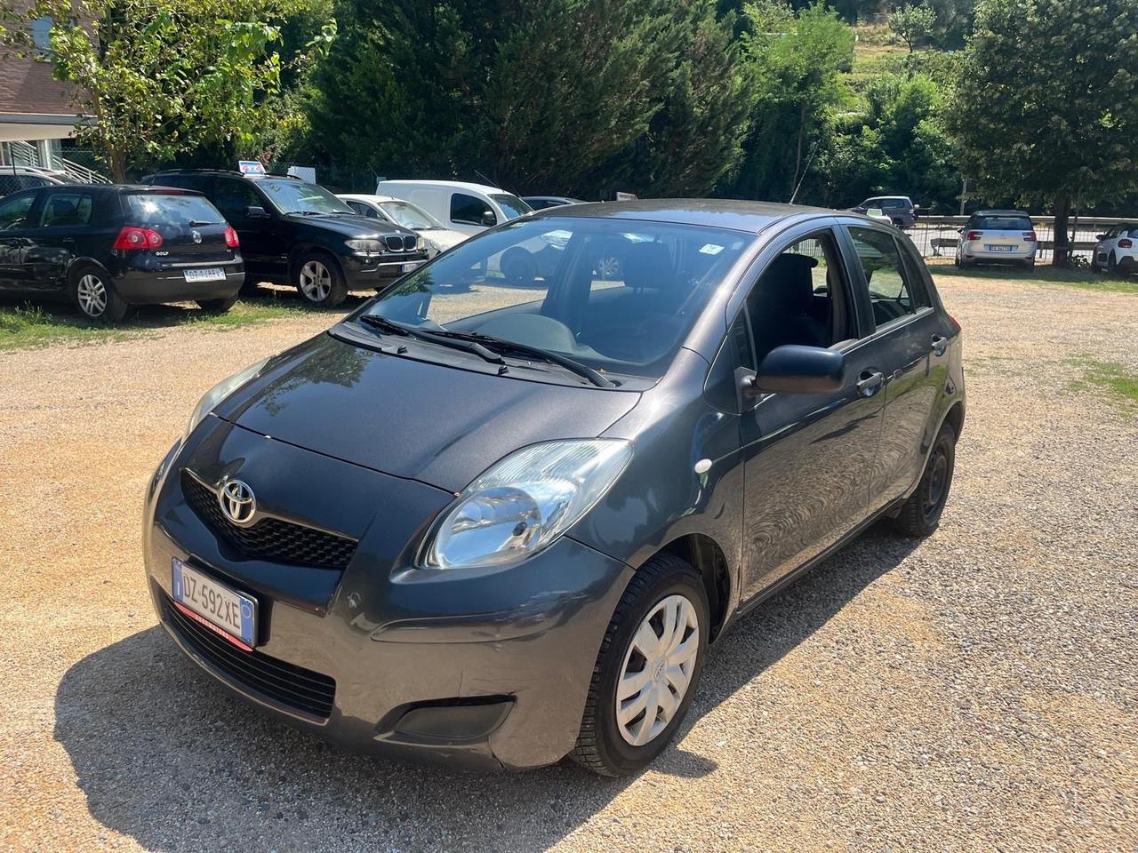 Toyota Yaris 1.0 5 porte Now Eco