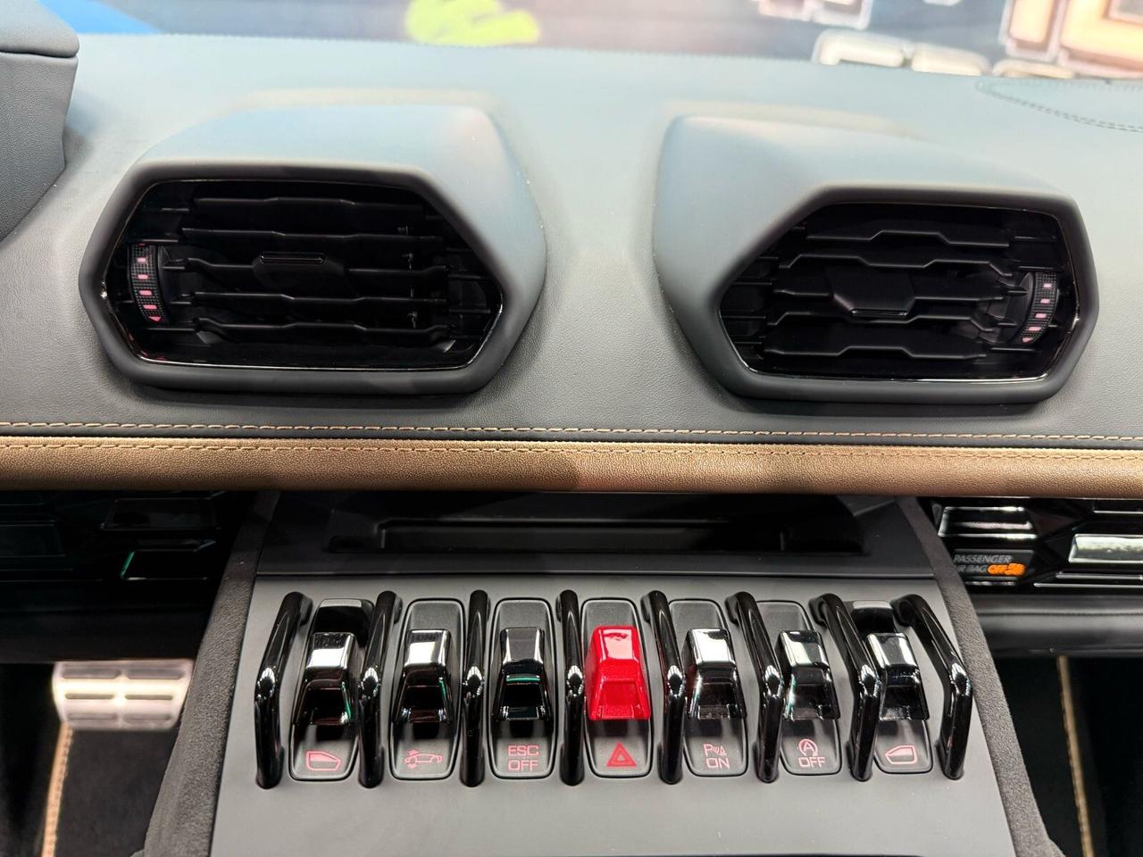 Lamborghini Huracan Coupe 5.2 Tecnica 640cv (816)