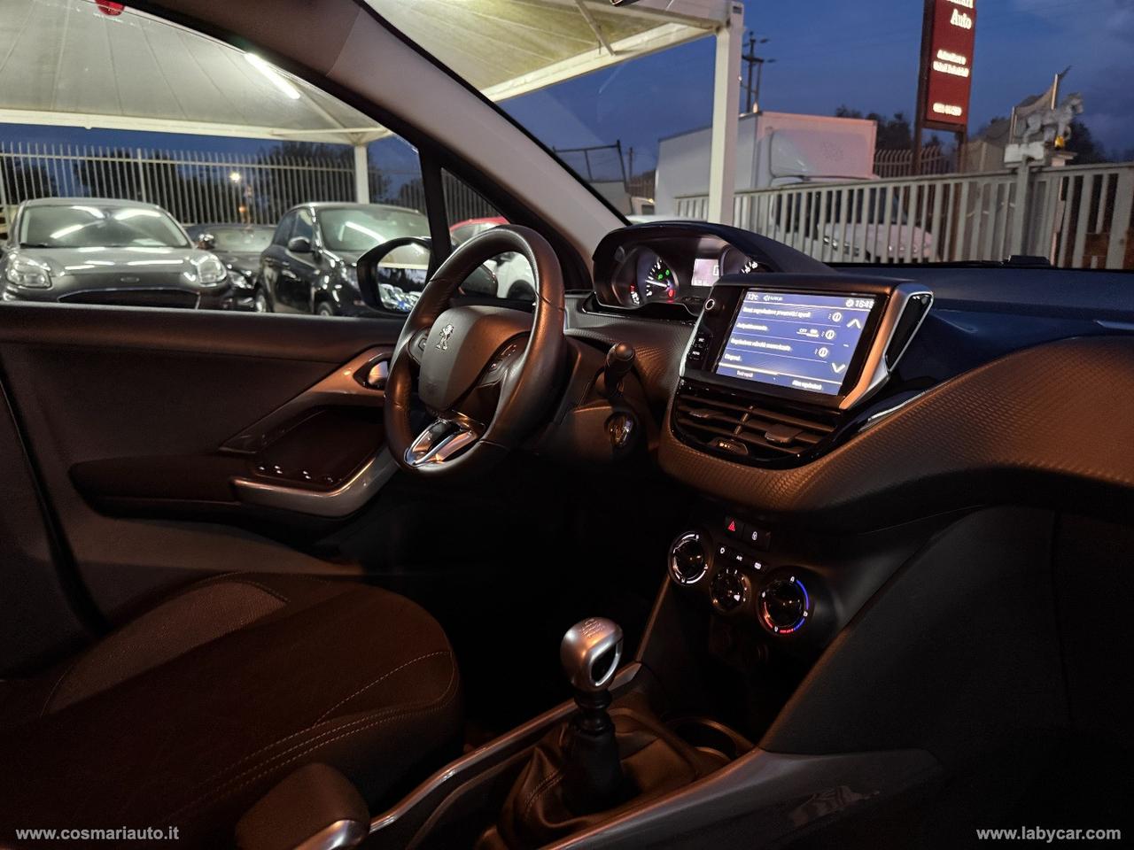 PEUGEOT 2008 BlueHDi 100 S&S Allure