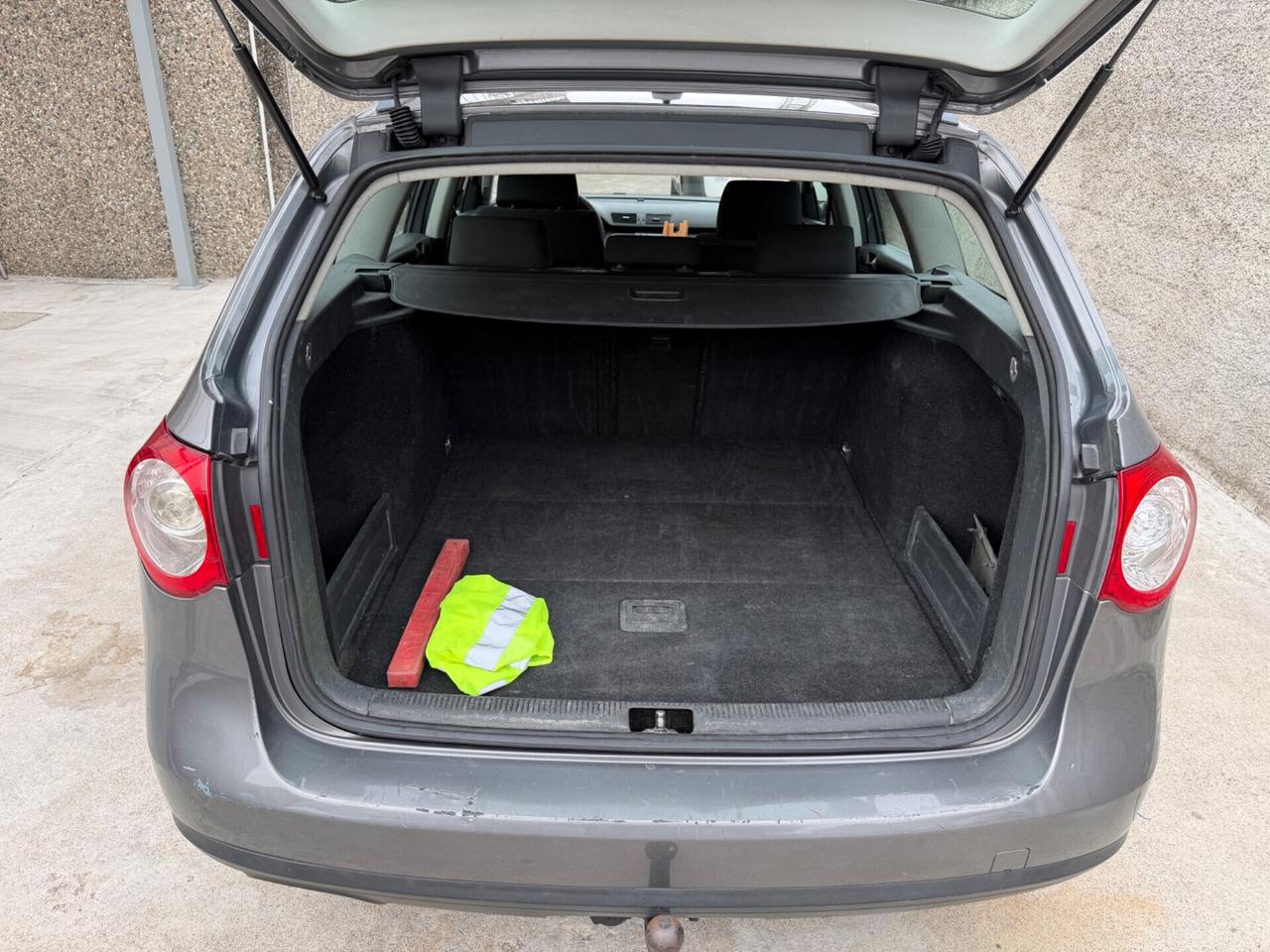 VW PASSAT 2.0TDI 140CV GANCIO TRAINO 1800KG