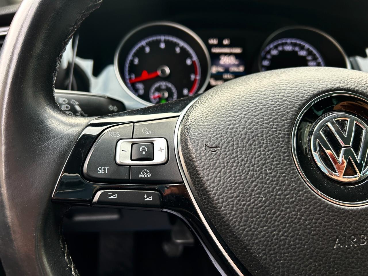 Volkswagen Golf 1.4 TGI Executive BlueMotion 2018