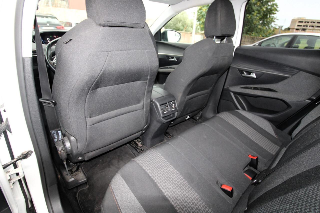 Peugeot 3008 BlueHDi 120 S&S EAT6 Active