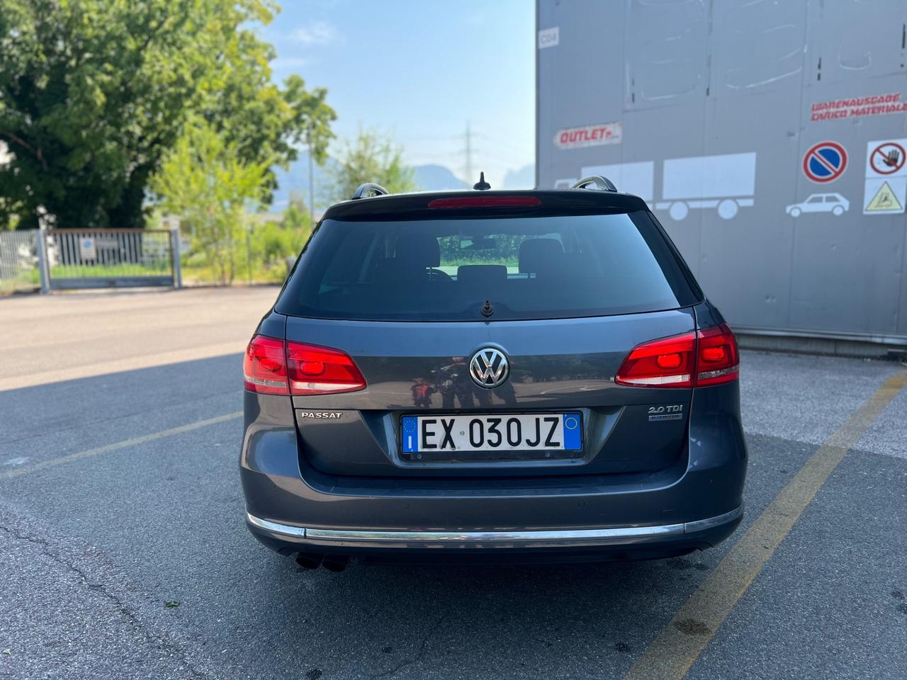 Volkswagen Passat Var. 2.0 TDI Highline BlueM.Tech.