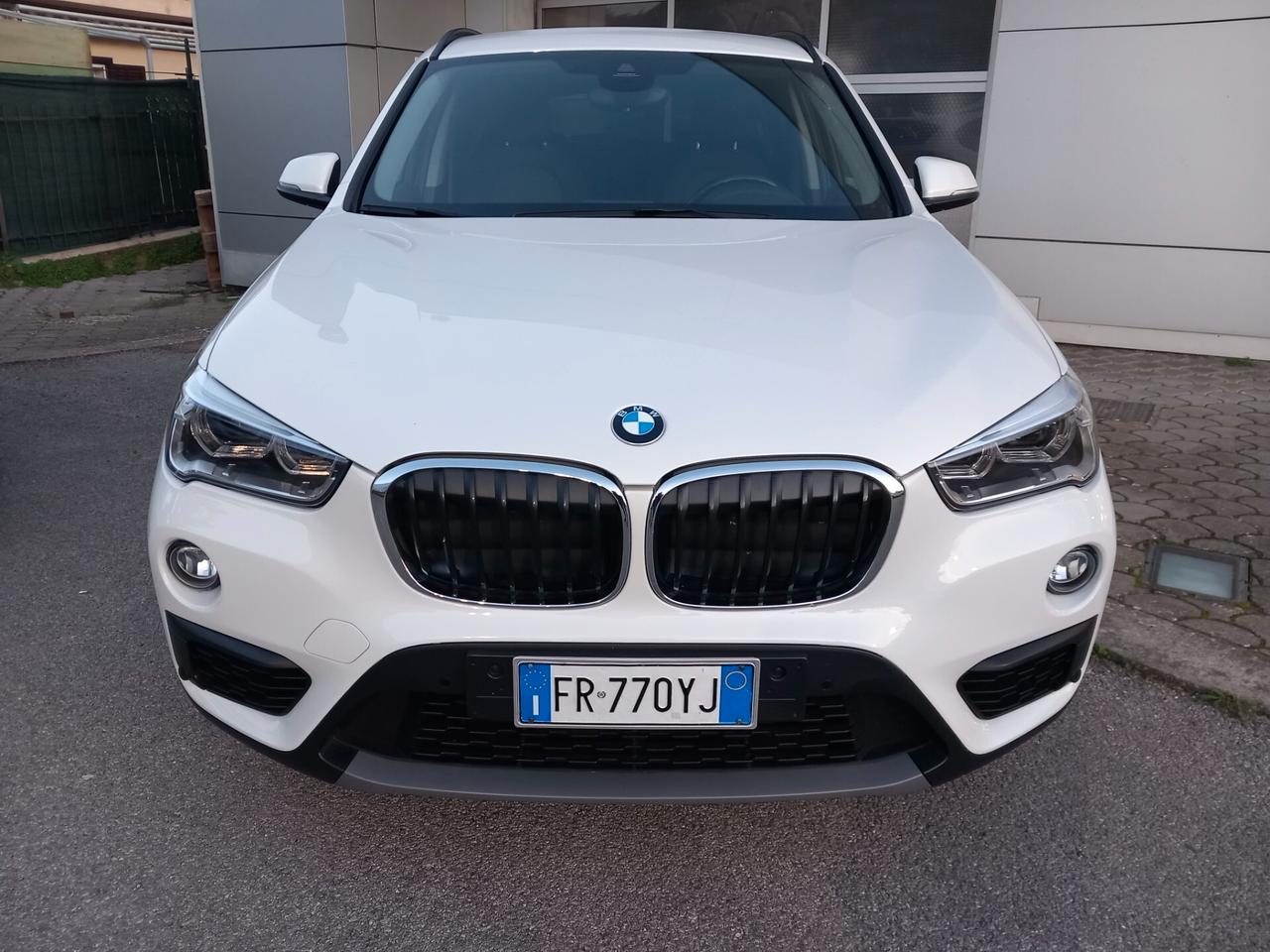 Bmw X1 sDrive18d full led navi automatic