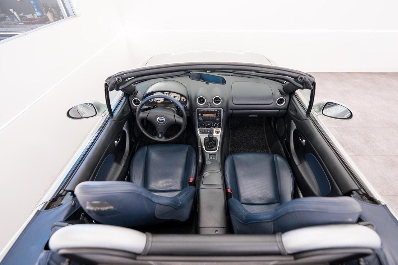 Mazda MX-5 SILVER BLUES