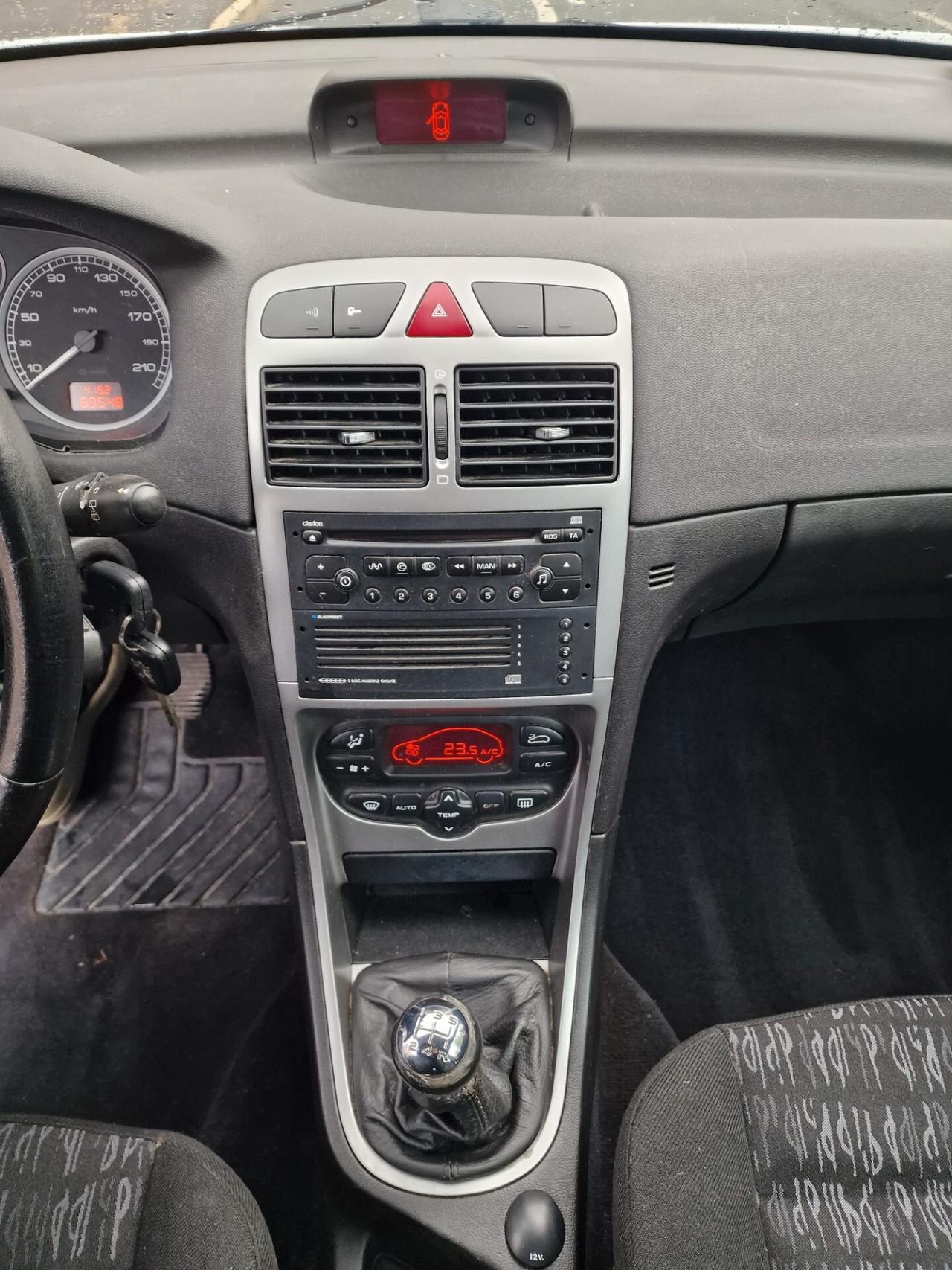 Peugeot 307 2.0 HDi 3p. XR