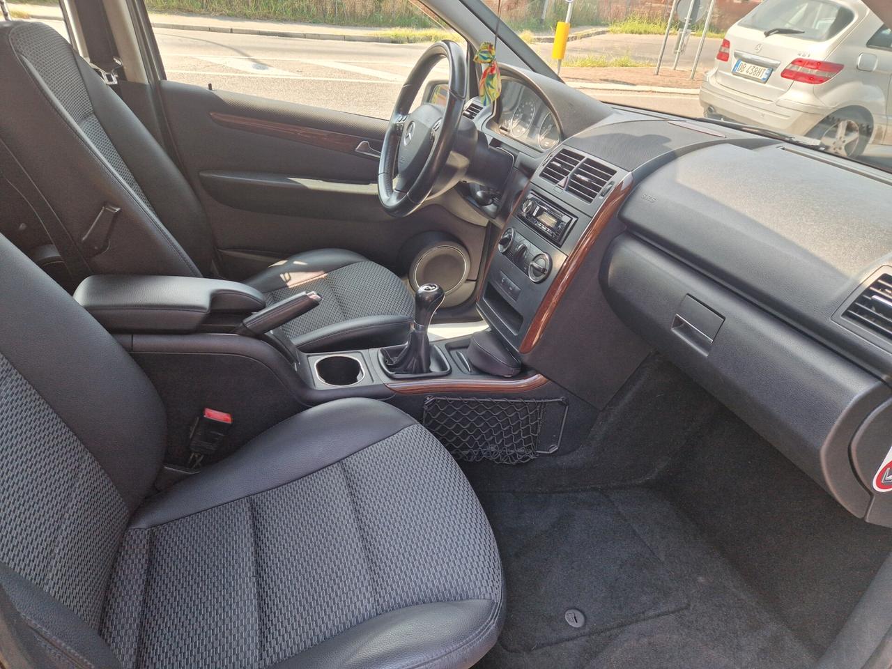 Mercedes-benz A 160