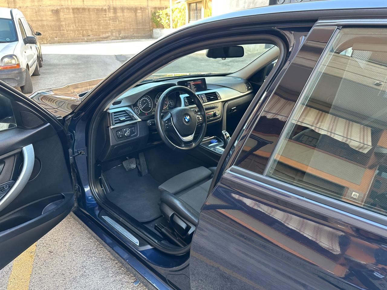 Bmw 325d touring Modern