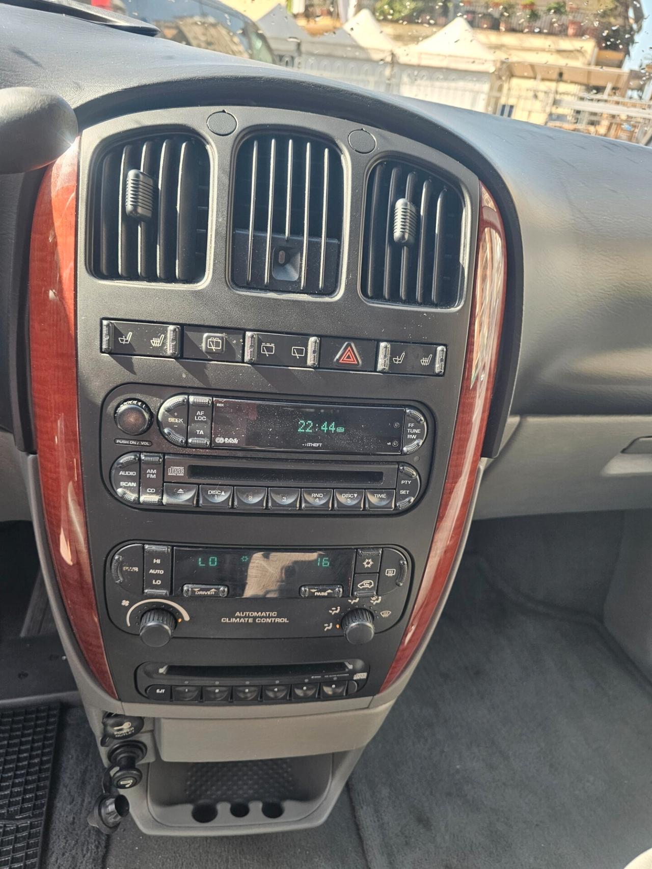 CRYSLER GRAND VOYAGER 7 POSTI 2.8CRD AUTOMATICO