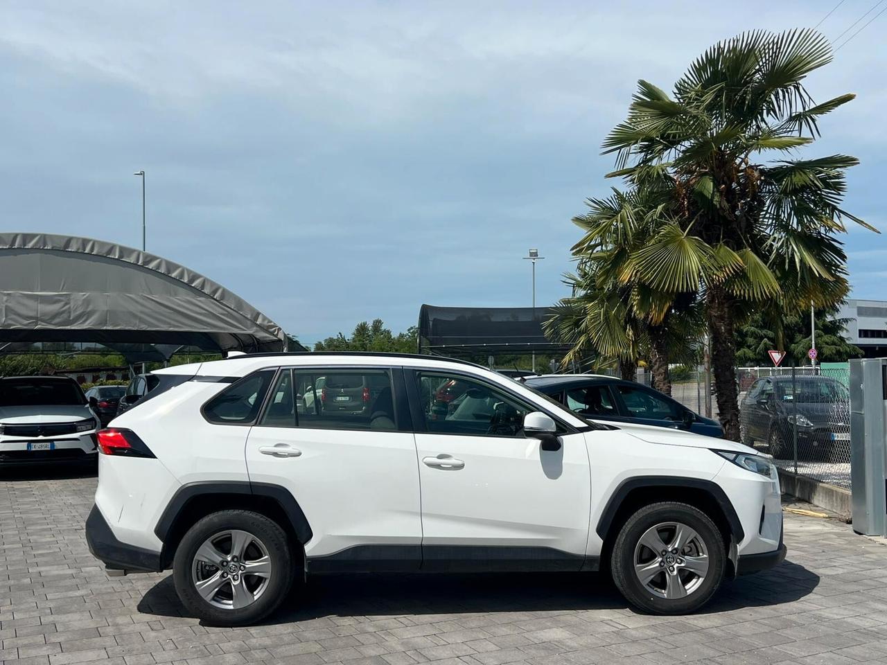 Toyota RAV 4 RAV4 2.5 HV (222CV) E-CVT AWD-i Business