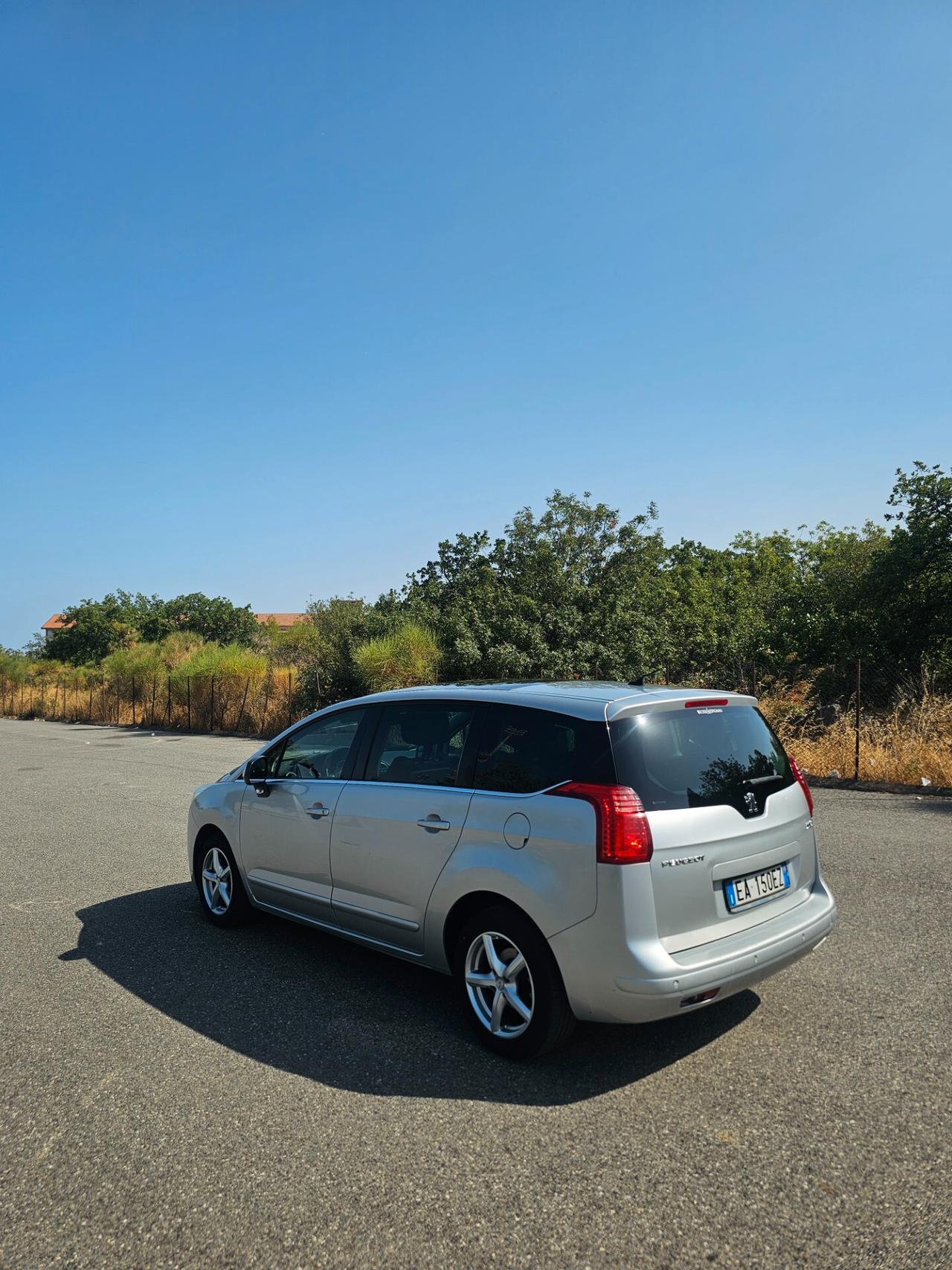 Peugeot 5008 7 posti 1.6 HDi 110CV Platinum
