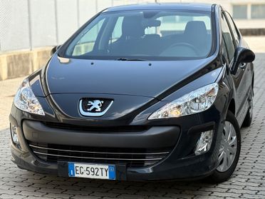 Peugeot 308 1.4 VTi 98CV 5p. Premium