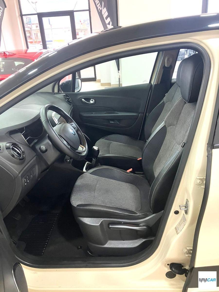 RENAULT - Captur - dCi 8V 90 CV Sport Edition