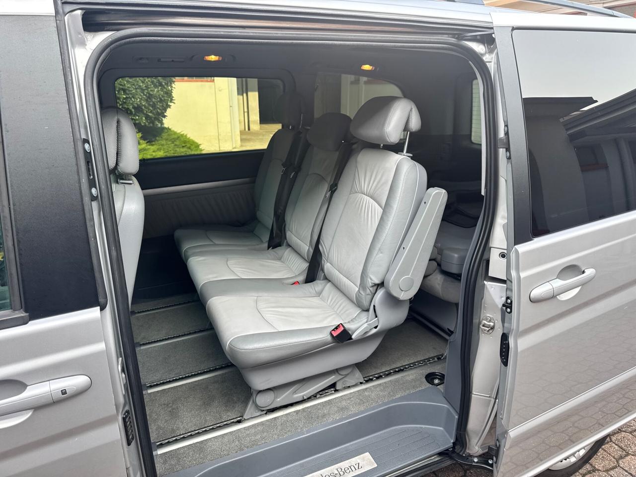 Mercedes-benz Viano 2.2 CDI 7 POSTI
