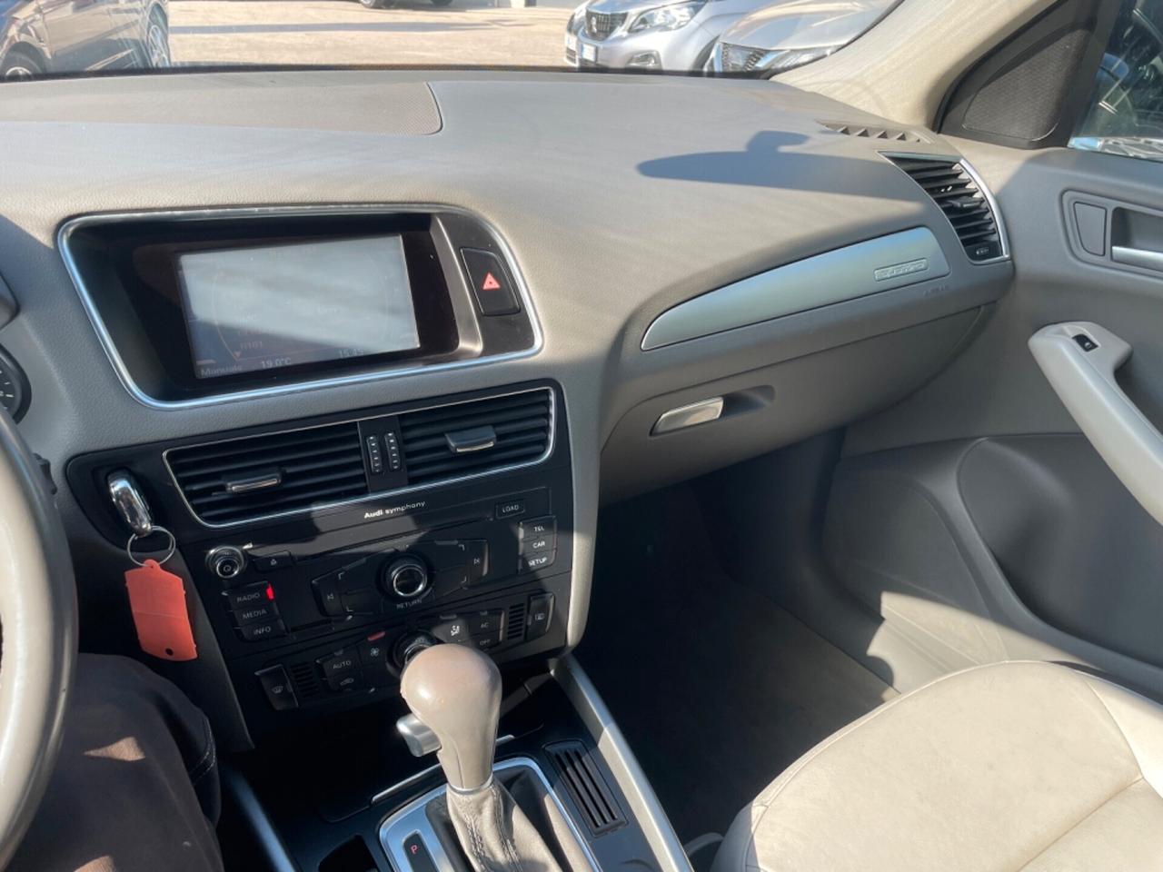 Audi Q5 2.0 TDI 4x4 Cambio Automatico Neopatentati