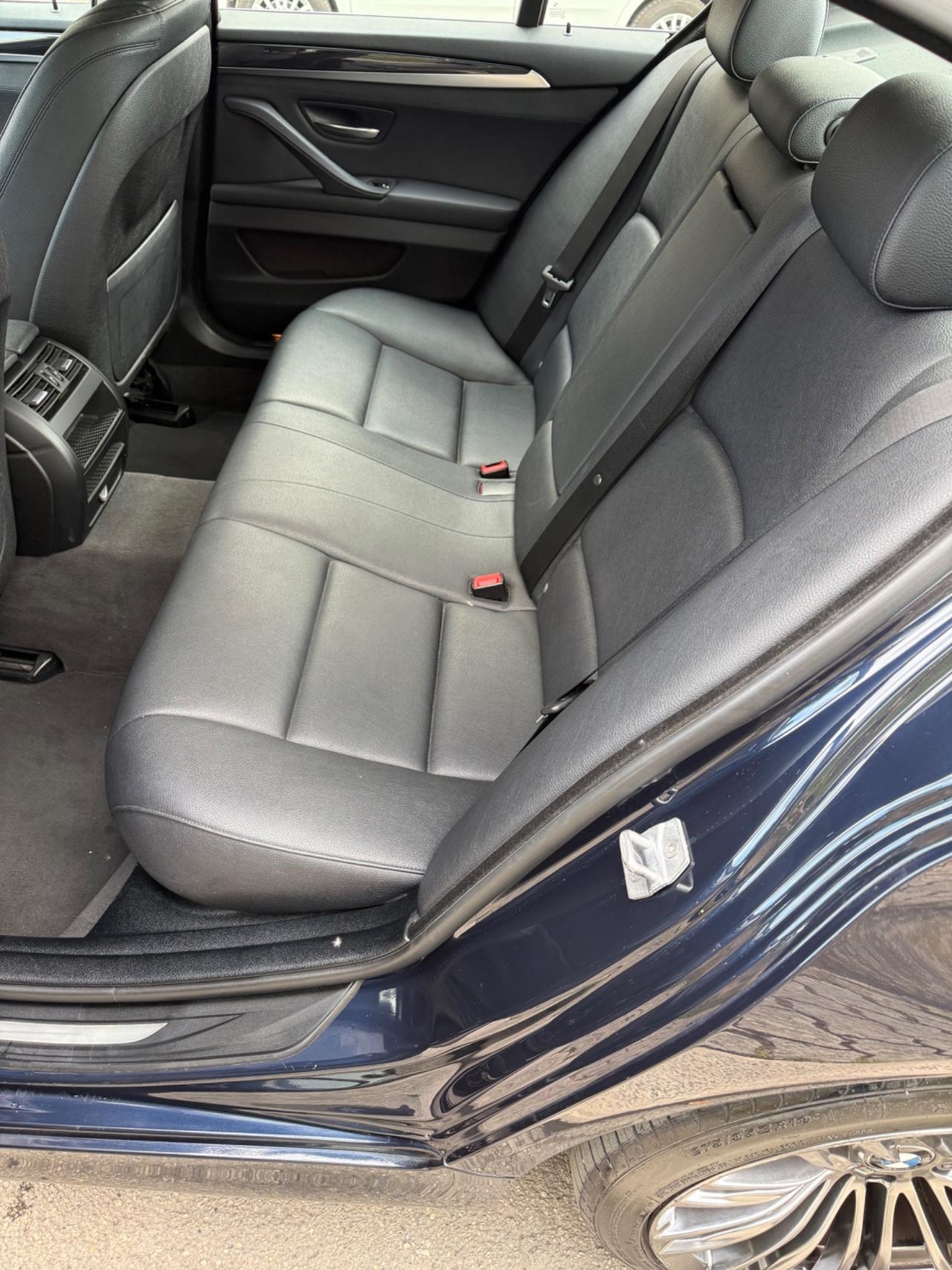 Bmw 520d Berlina 190CV Sport LED-AUTOMAT
