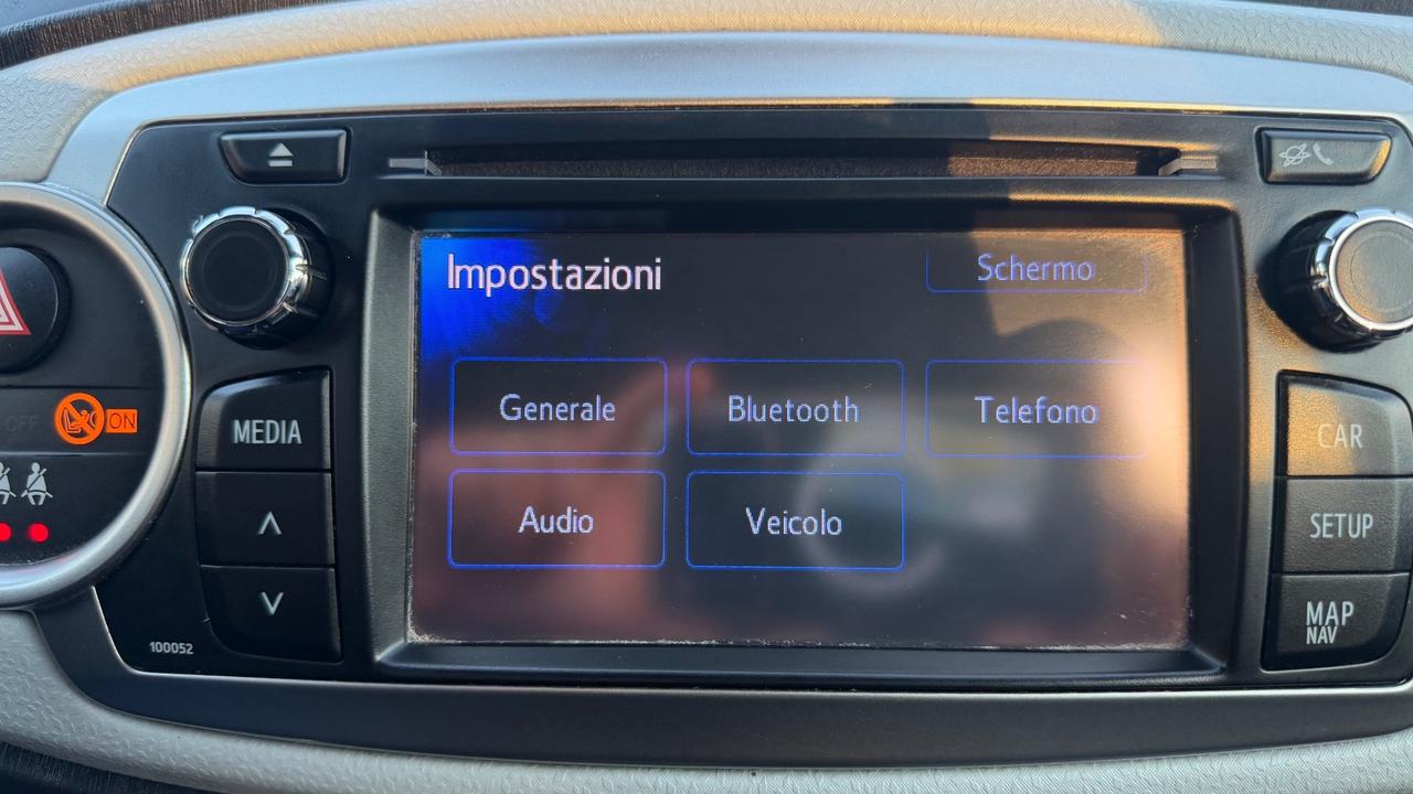 Toyota Yaris 1.5 Hybrid AUTOMATICA!