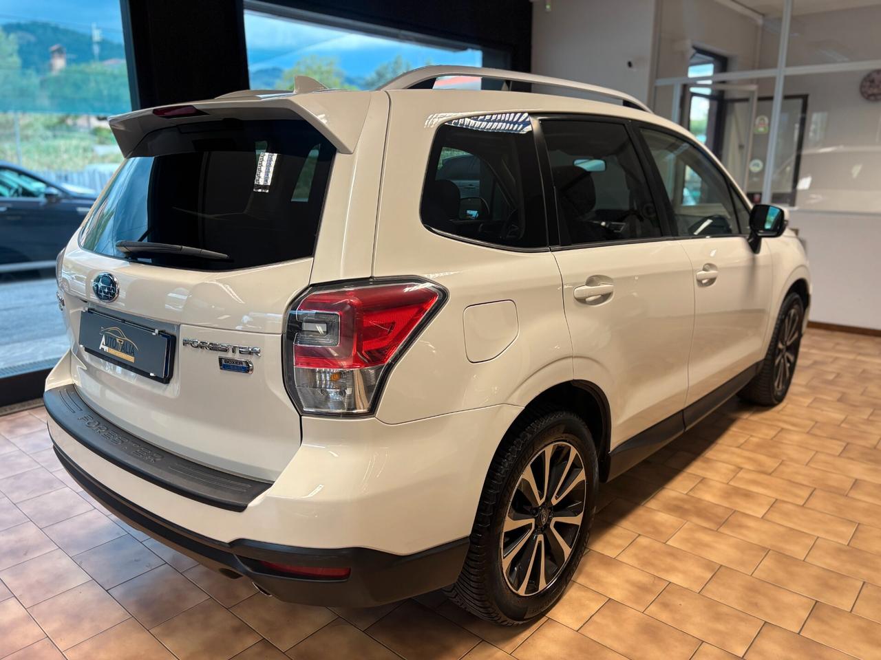 Subaru Forester 2.0d-S 4WD Unlimited lineartronic*EURO6B*