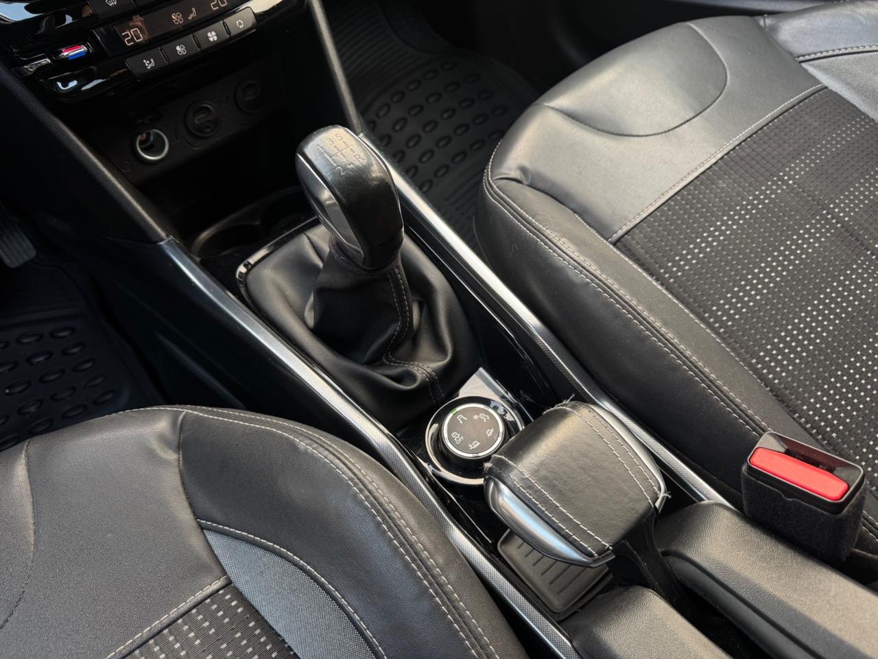 Peugeot 2008 1.6 e-HDi 92 CV