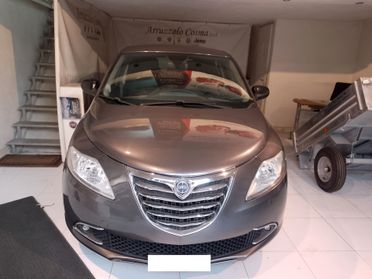 Lancia Ypsilon 1.3 MJT 16V 95 CV 5 porte S&S Silver