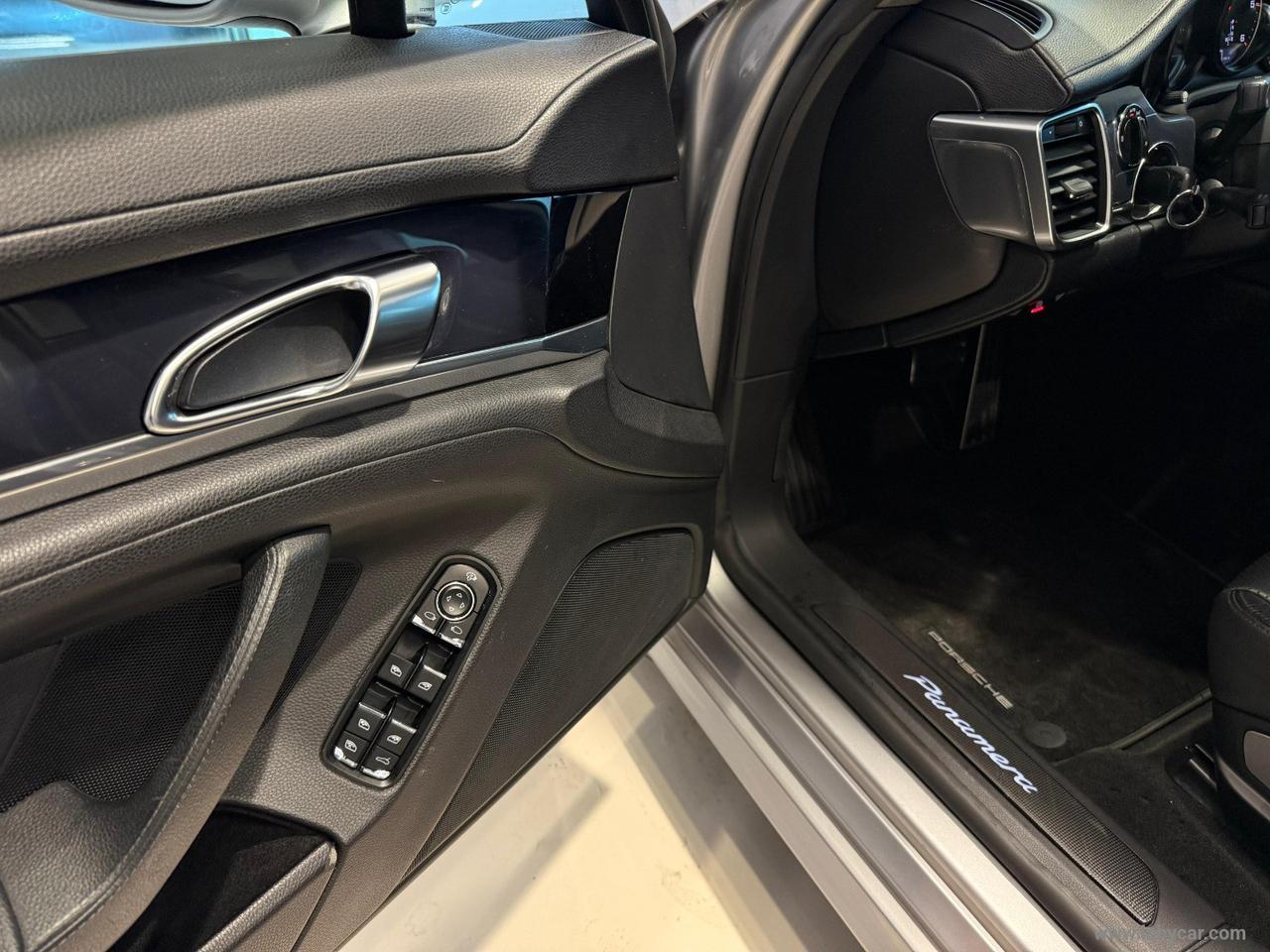 PORSCHE Panamera 3.0 Diesel Platinum Edition