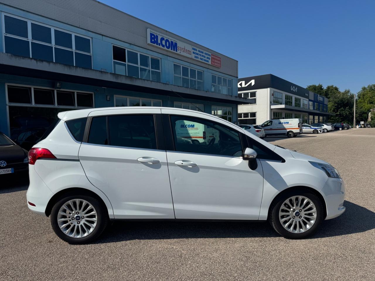 Ford B-Max 1.6 TDCi 95 CV Titanium Plus NEOPATENTATI