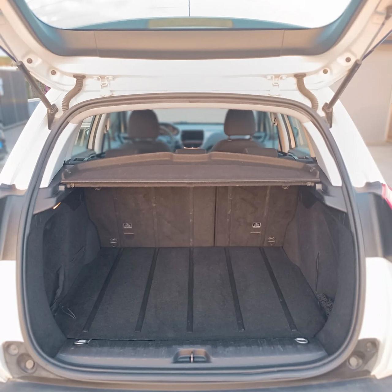 Peugeot 2008 1.6 HDI SOLI 111.000KM