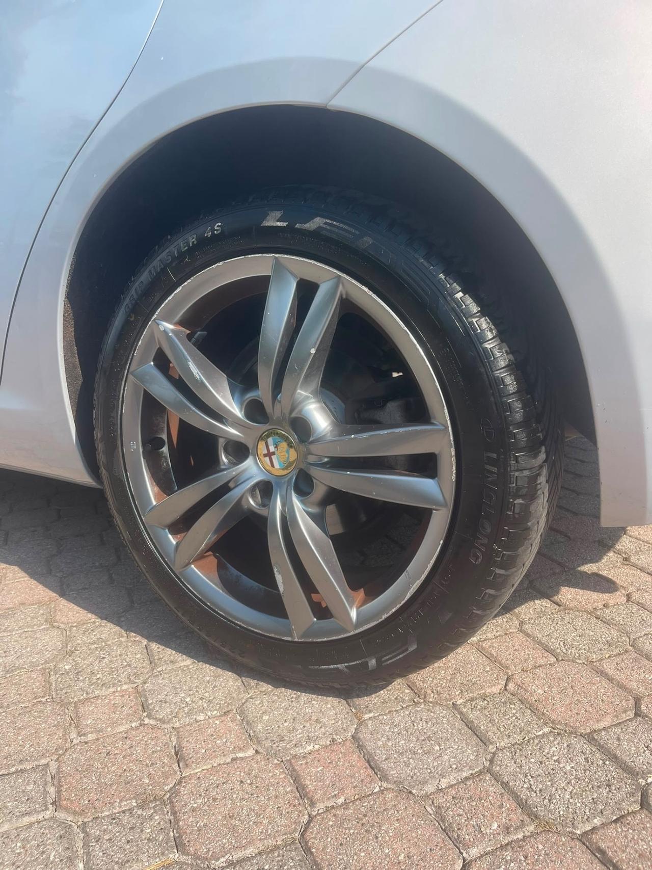 Alfa Romeo Giulietta 1.4 Turbo 120 CV GPL Distinctive