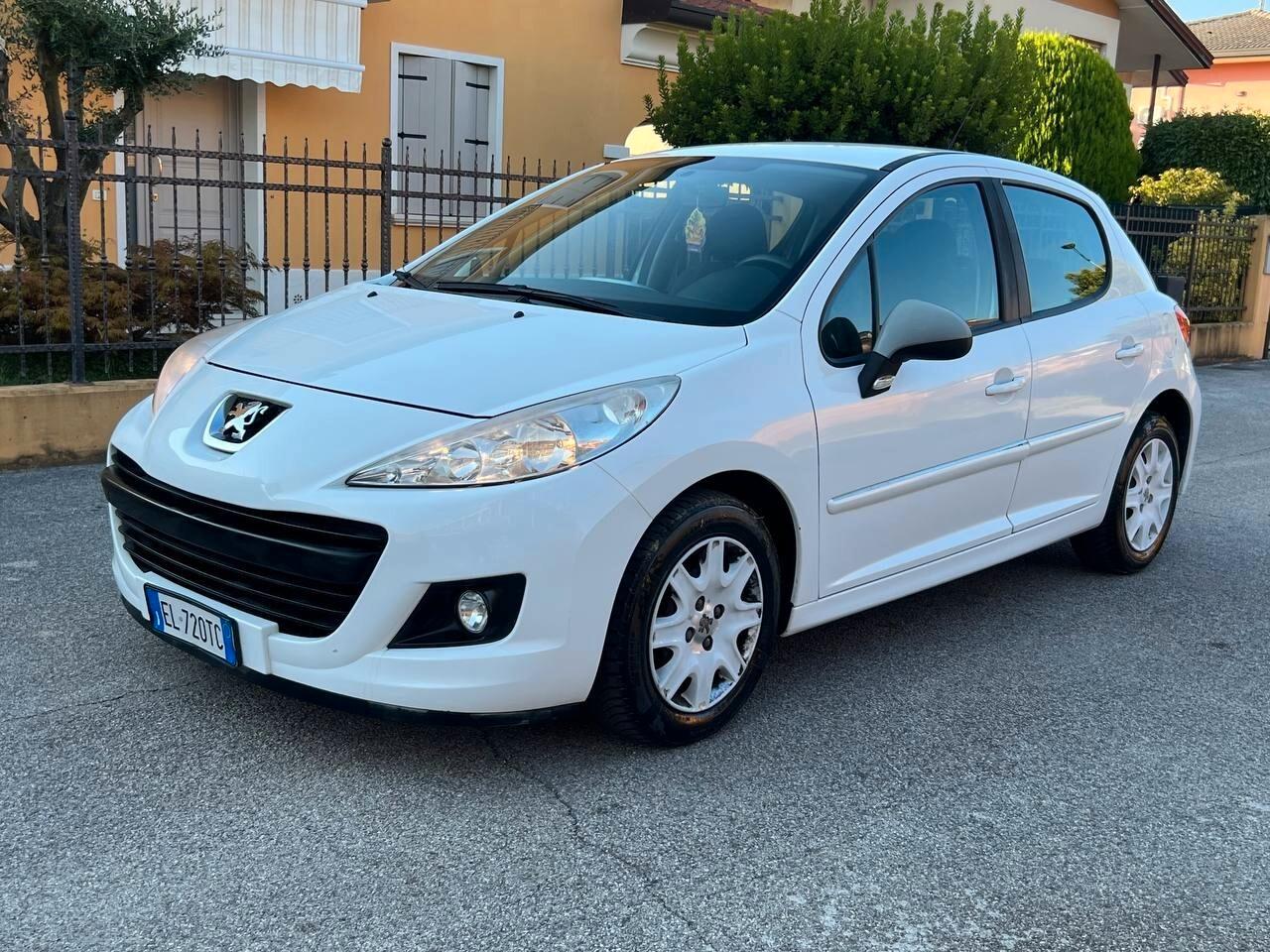 Peugeot 207 GPL - Neopatentati - Unico proprietario