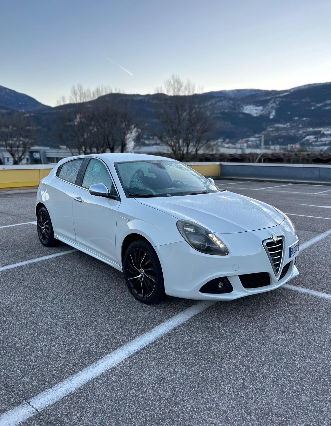 Alfa Romeo Giulietta 2.0 JTDm-2 140 CV Exclusive