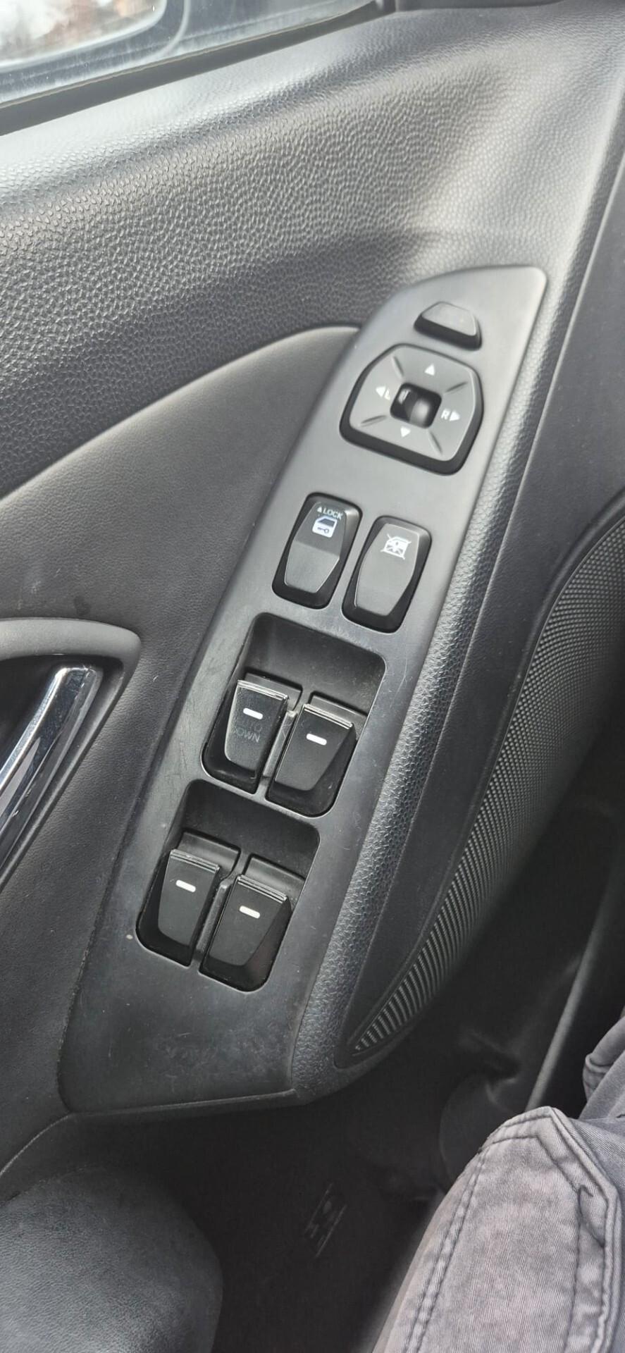 Hyundai iX35 1.7 CRDi 2WD Xpossible