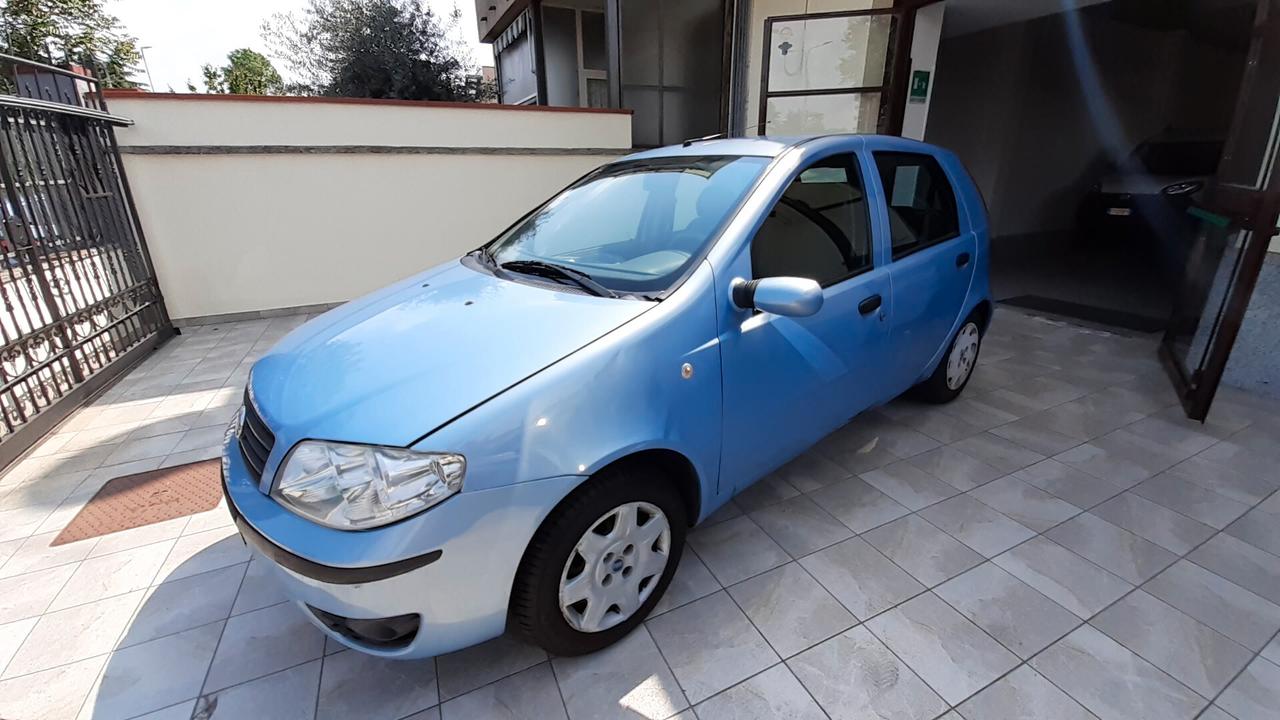 Fiat Punto 1.2 benzina 5 porte CLIMA Neopatentati