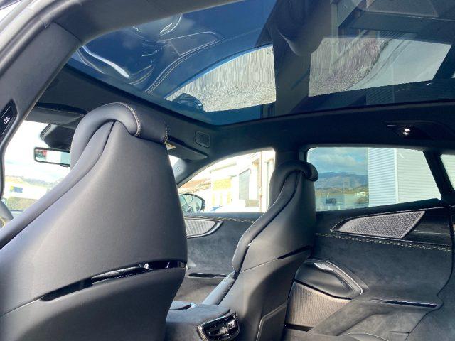 FERRARI Purosangue Purosangue