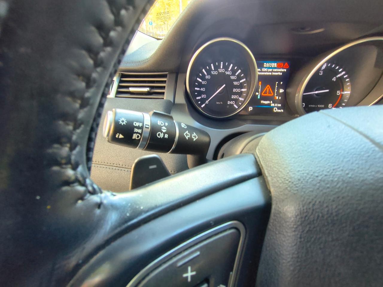 Land Rover Range Evoque 2.2 TD4 5p. Pure