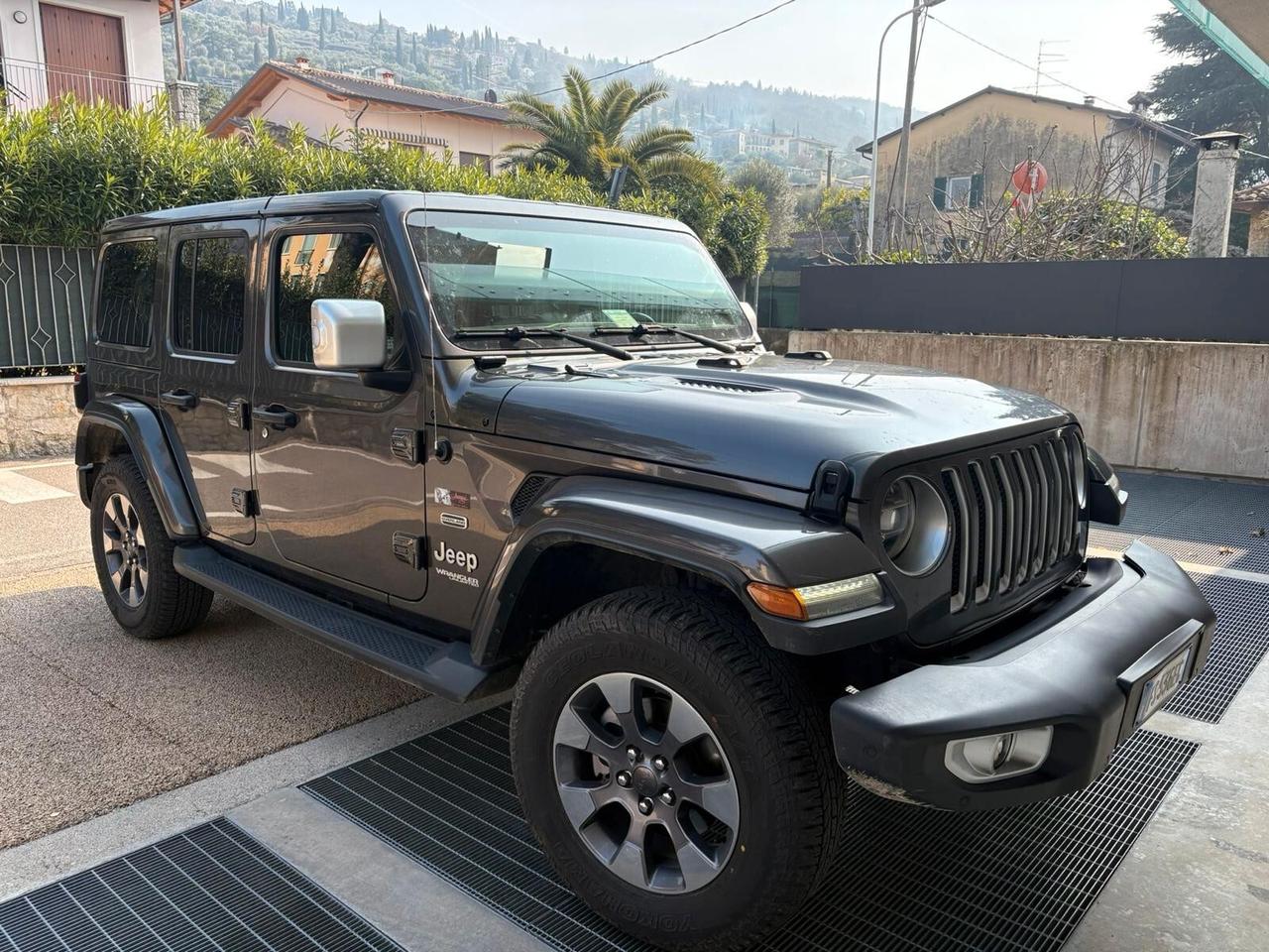 Jeep Wrangler sahara