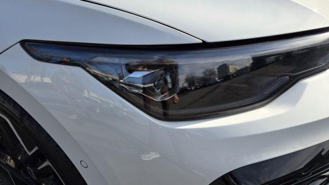 VOLKSWAGEN Golf 2.0 TDI 150 CV DSG SCR R-Line Plus PERMUTE