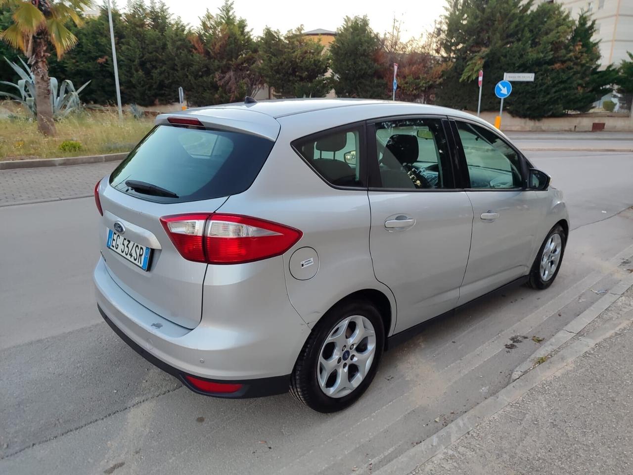 Ford C-Max 1.6 TDCi 115CV Titanium