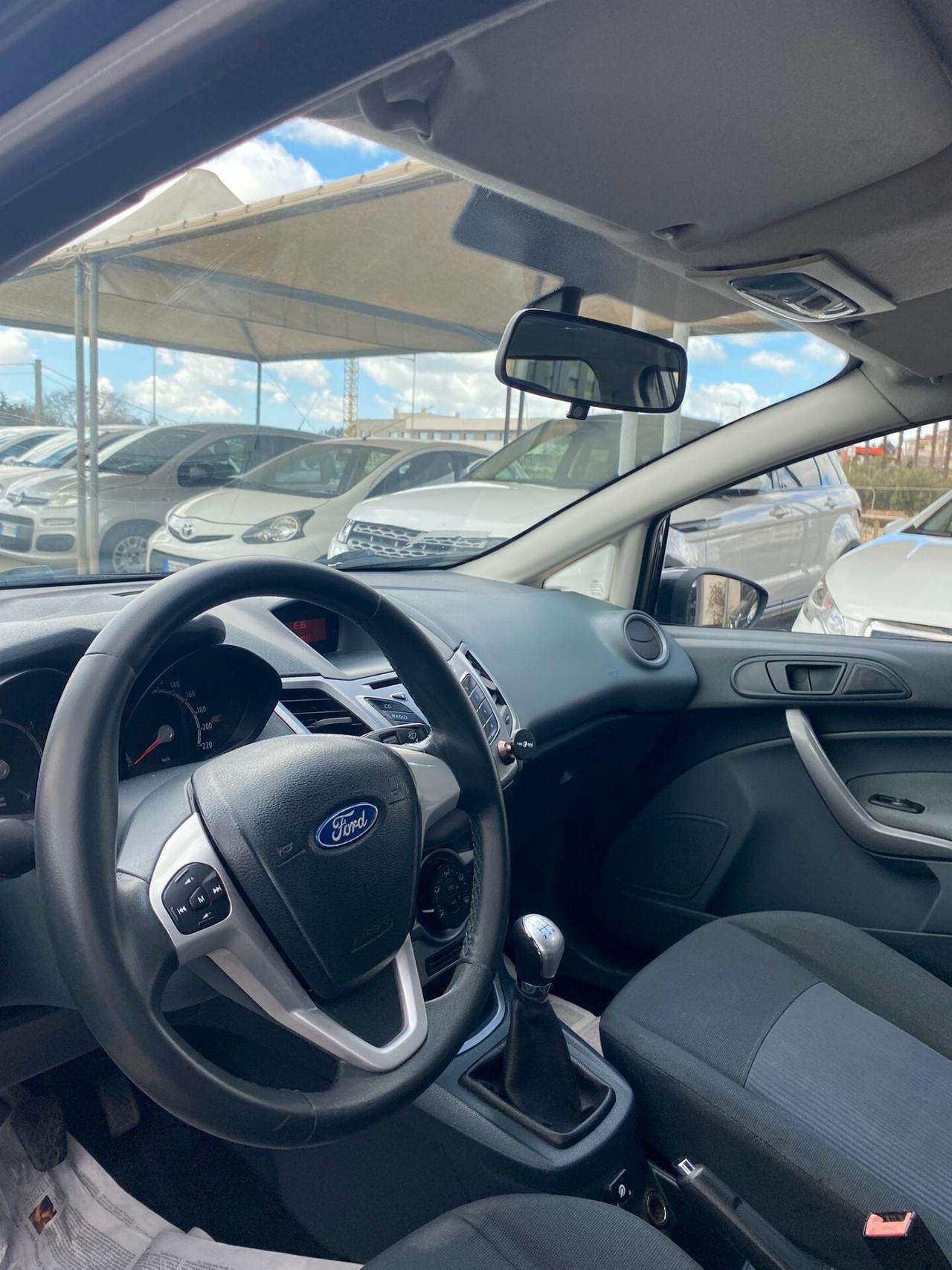 Ford Fiesta 1.2 82 CV 5 porte Titanium