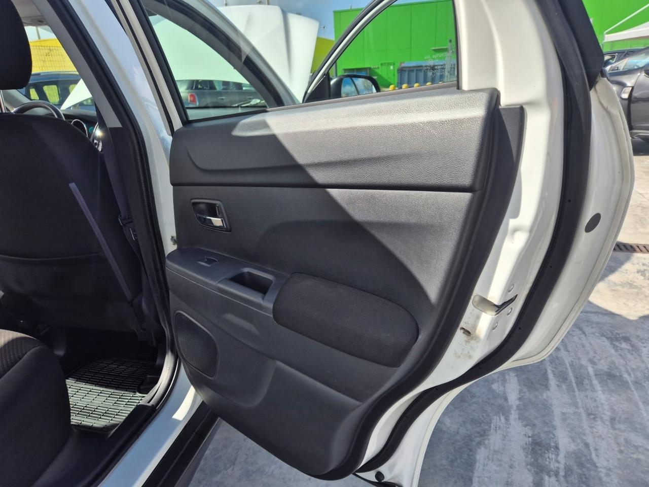Mitsubishi ASX 1.6 DI-D 114 CV 2WD Invite