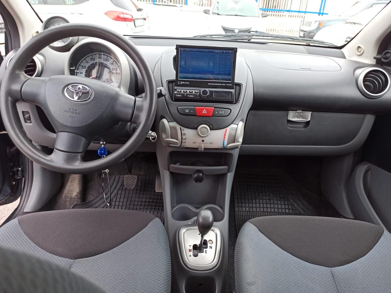 Toyota Aygo 1.0 12V VVT-i 5 porte Automatica