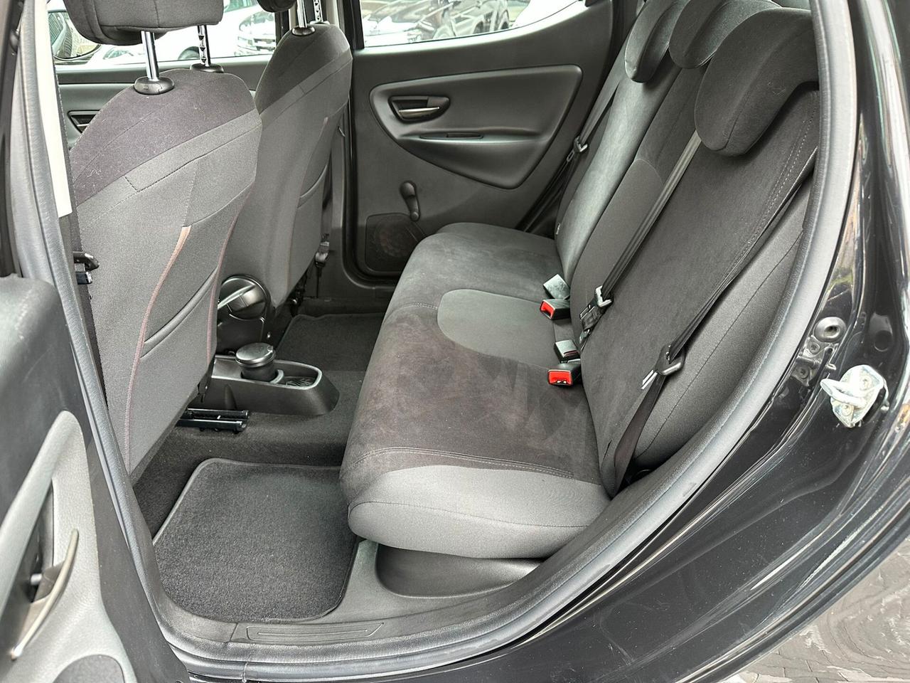 Lancia Ypsilon 1.3 MJT 16V 95 CV 5 porte S&S Gold
