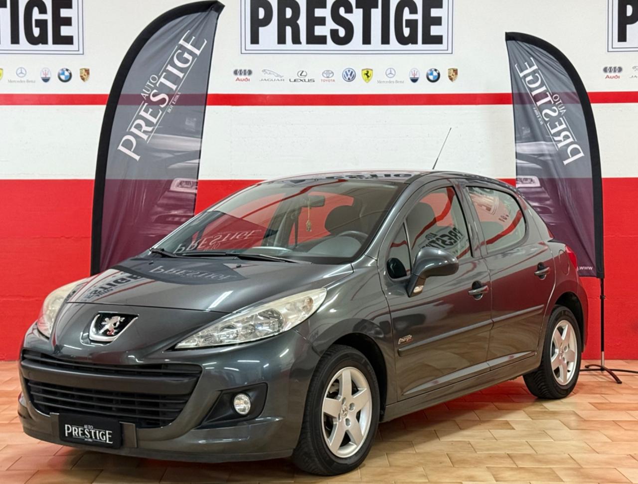 Peugeot 207 1.4 16V 75CV 5p. Benzina/GPL OK NEOPATENTATI