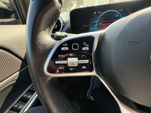 MERCEDES-BENZ GLA 220 d Automatic Sport