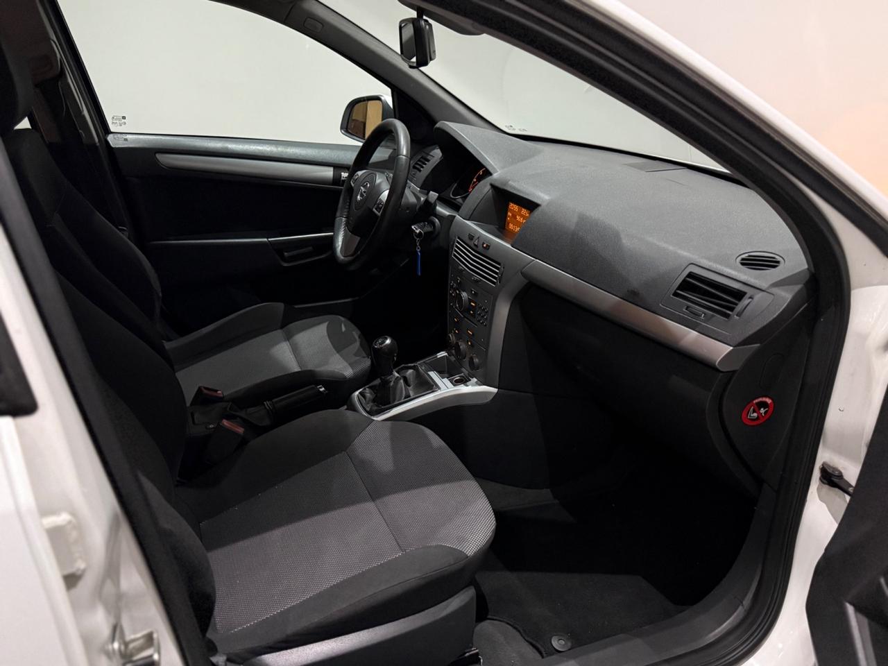 Opel Astra 1.7 CDTI 110CV/Kw81 Per Neopatentati