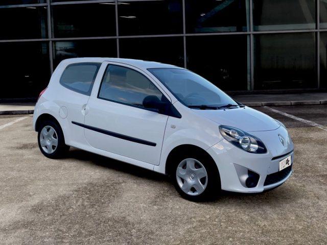 RENAULT Twingo 1.2 BENZ 58 CV 8V ADATTA A NEOPATENTATI