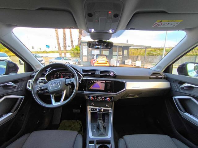 AUDI Q3 SPB 35 TFSI S tronic Identity Black Sline