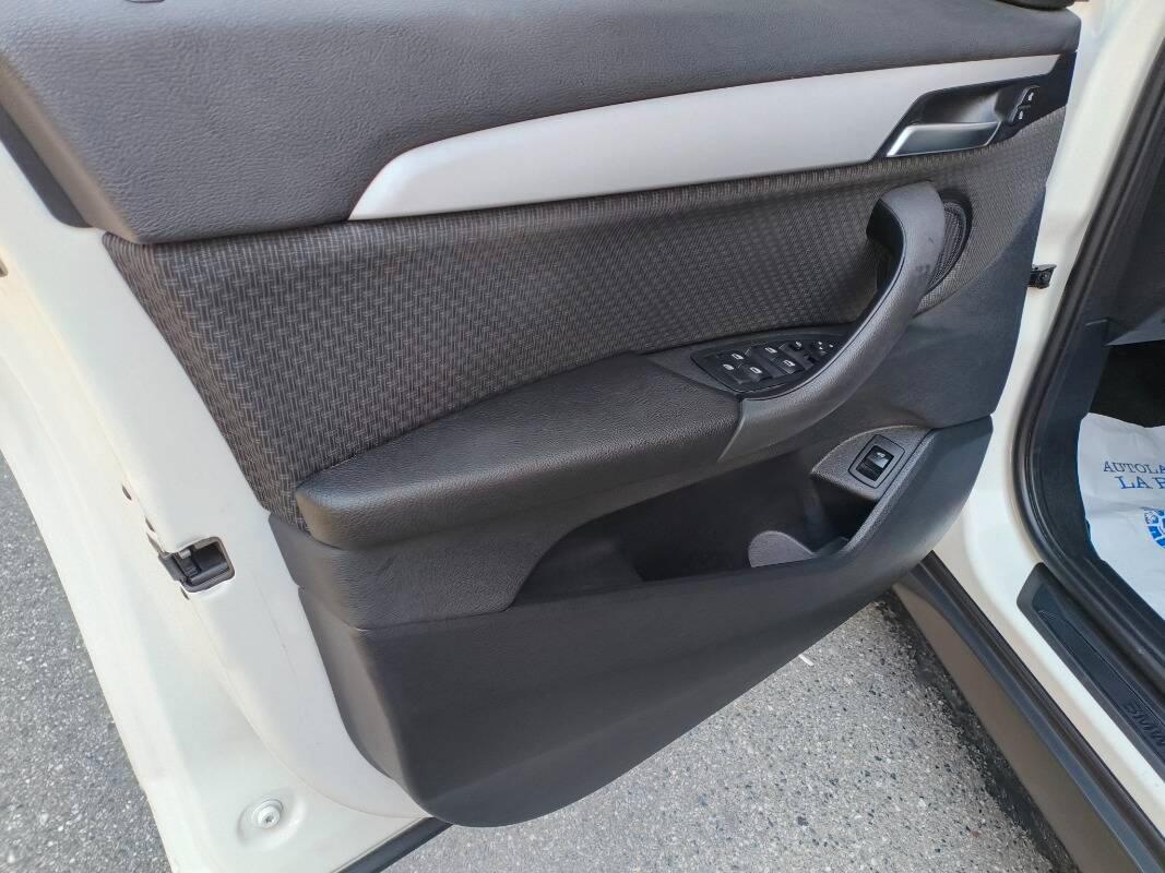 BMW X1 X1 F48 2021 sdrive16d Business Advantage auto