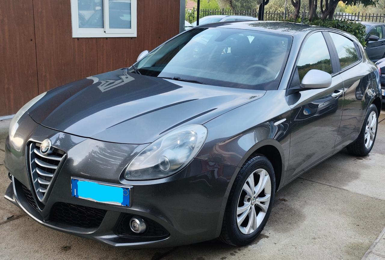 Alfa Romeo Giulietta 1.6 JTDm-2 105 CV Exclusive