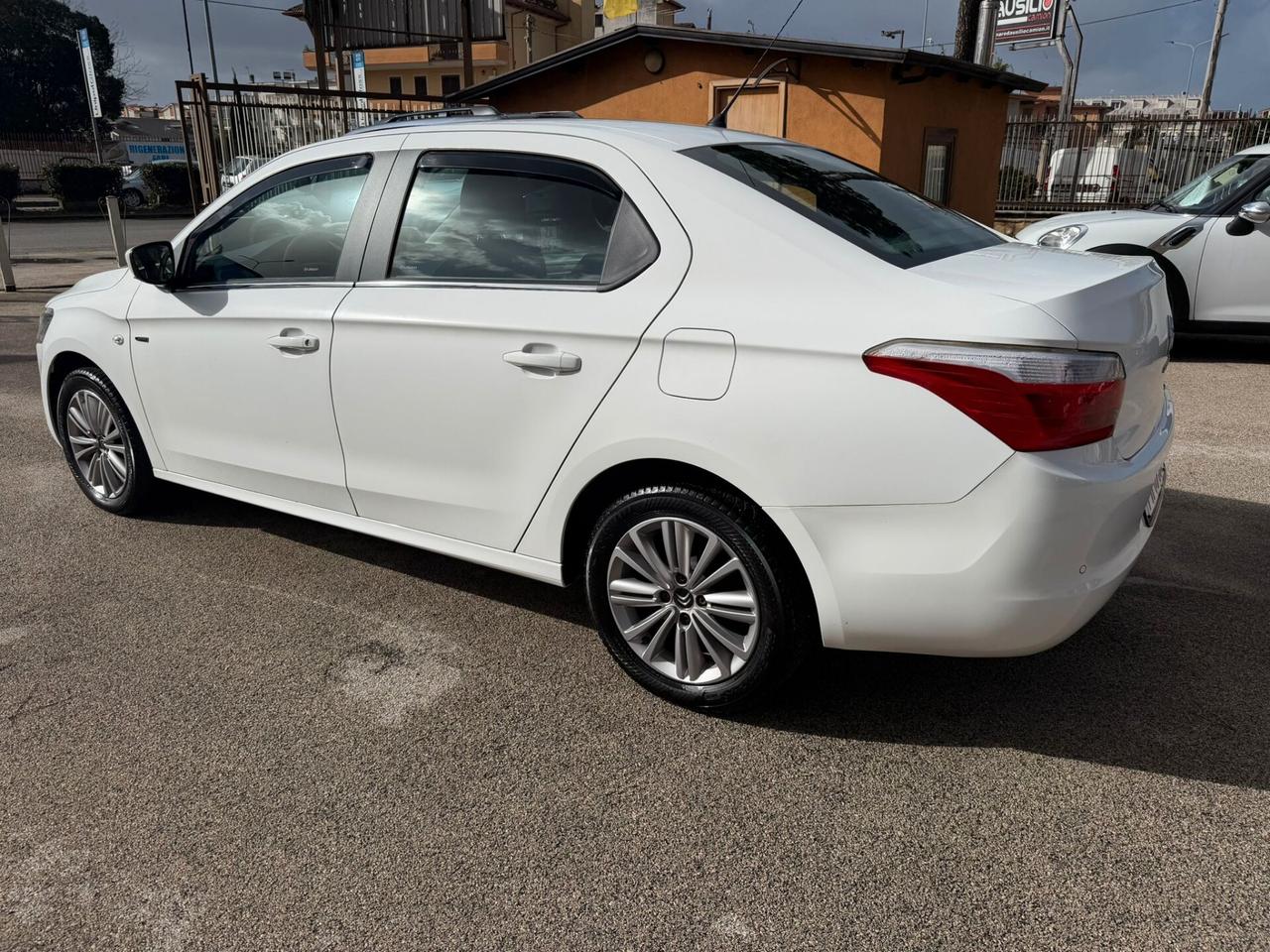 Citroen C-Elysee BlueHDi 100 Exclusive