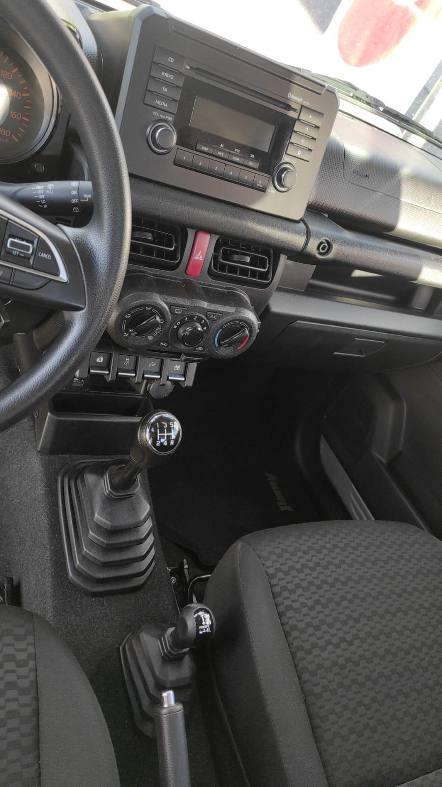 SUZUKI JIMNY 1.5 BENZINA 102CV 4X4 GANCIO TRAINO